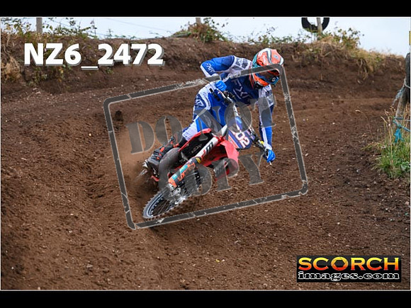 Experts-052