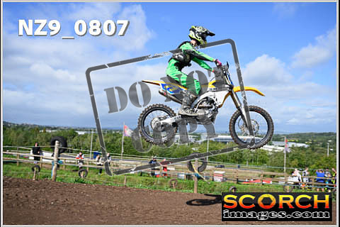 Experts-010