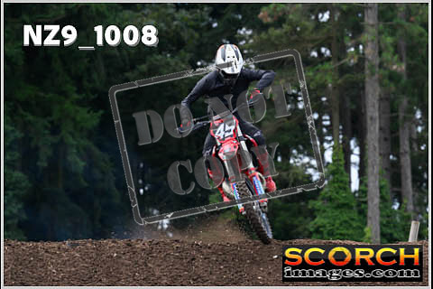 Experts-088