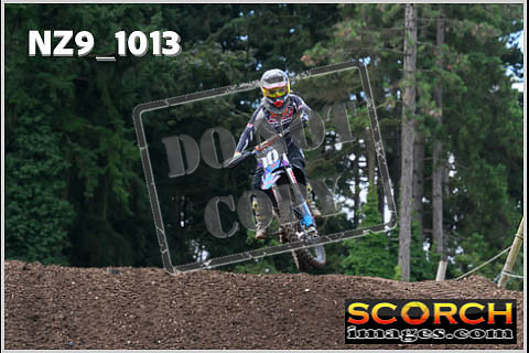 Experts-093