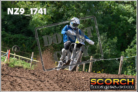 Experts-106