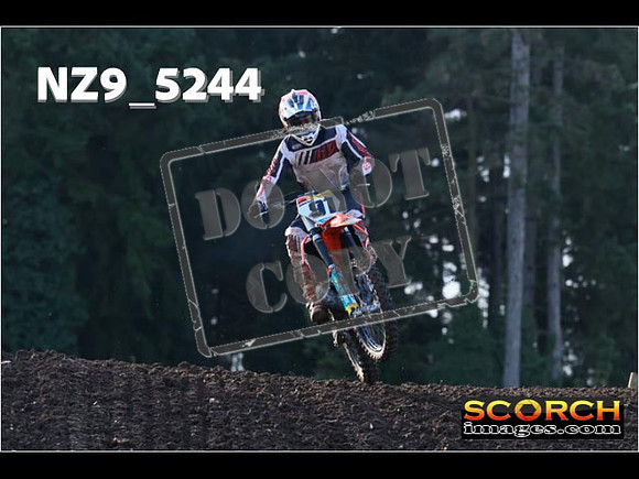 Experts-105