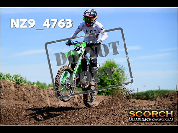 Experts-103