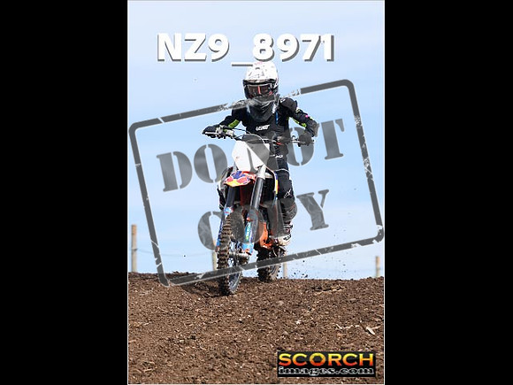 Youth-052
