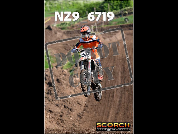 Thur01May-019