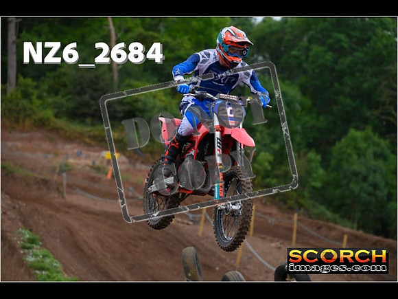 Experts-078
