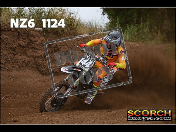 Experts-112