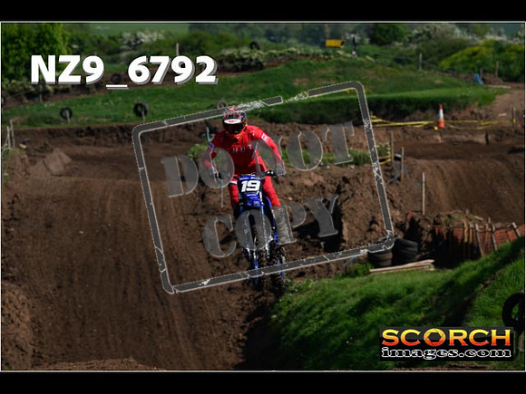 Thur01May-082