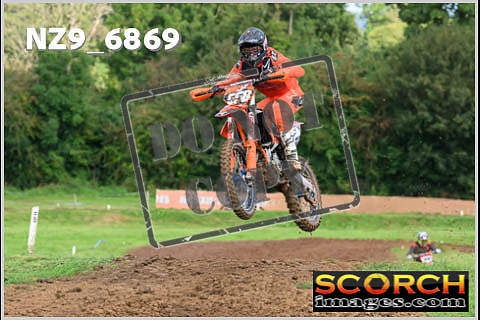 Experts-061