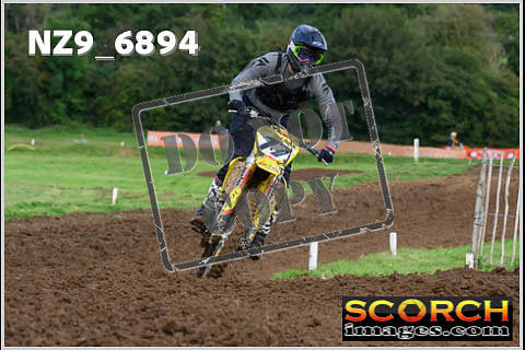 Experts-086