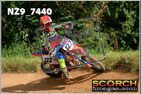 85'S-082