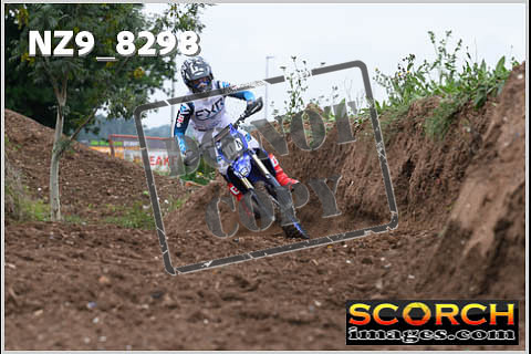 Experts-042