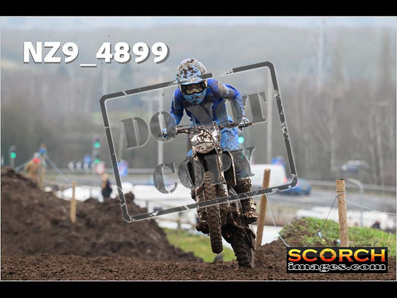 Experts-372