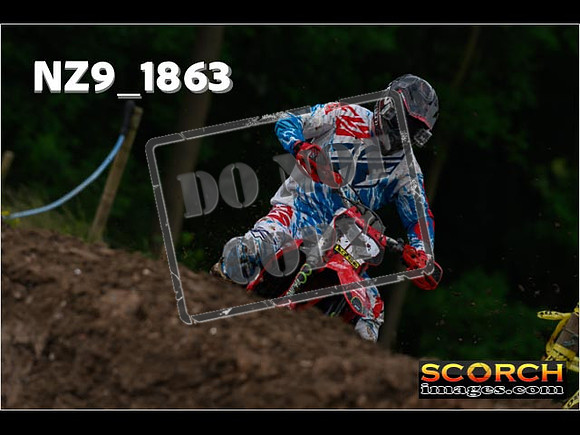Experts-083