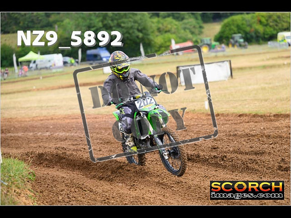 85's-019