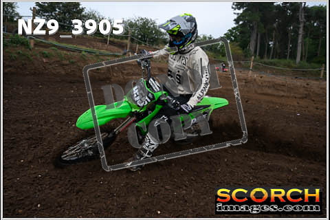 Experts-032