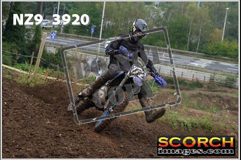 Experts-047