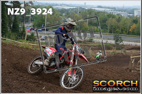 Experts-051