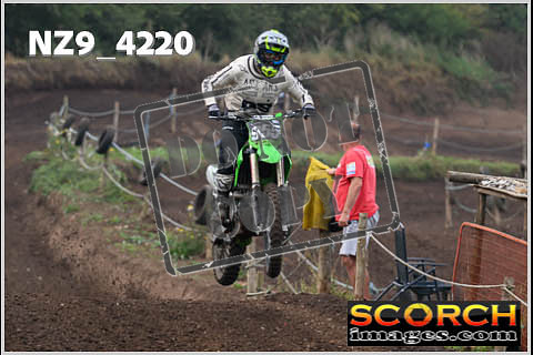 Experts-073