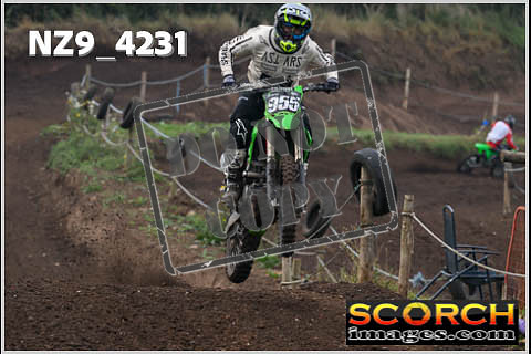 Experts-084