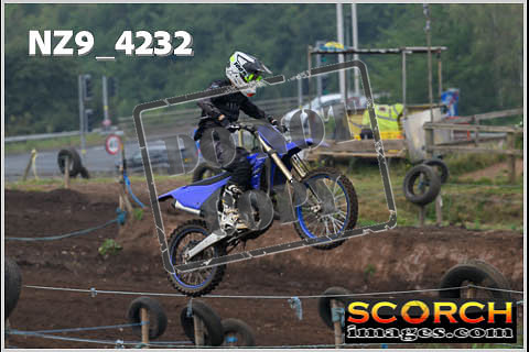 Experts-085
