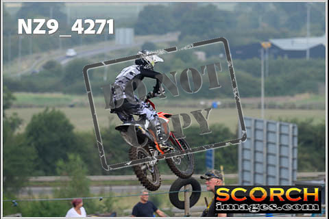 Experts-124