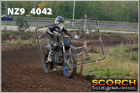 Inters-082