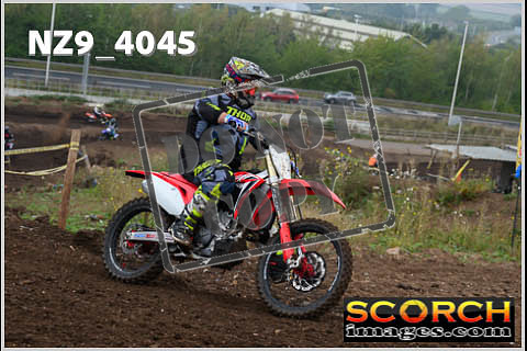 Inters-084