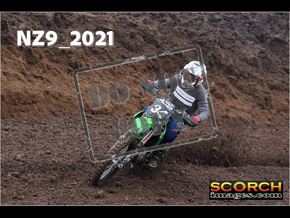 Experts-082