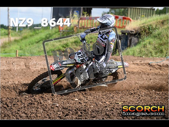 Thur27Jun-007
