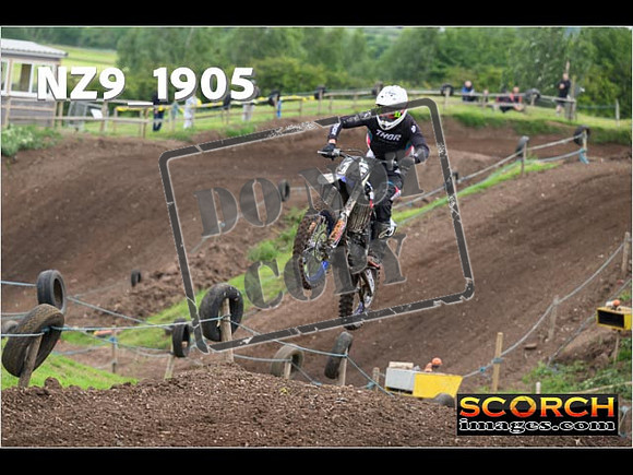 Experts-124