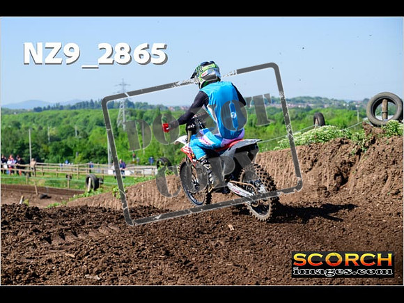 Experts-040