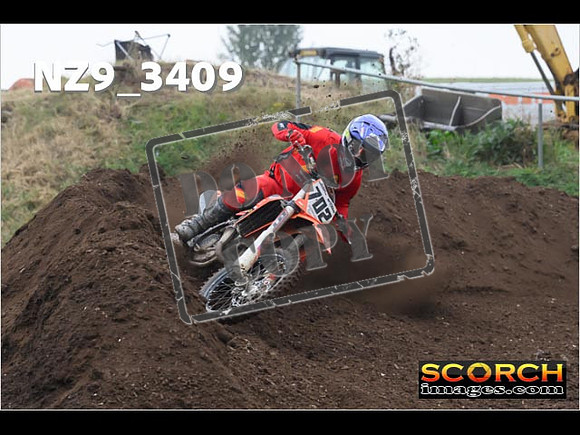 Experts-068