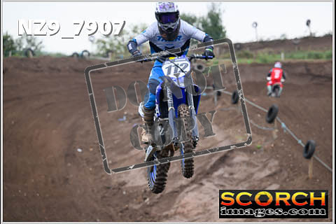 Inters-090