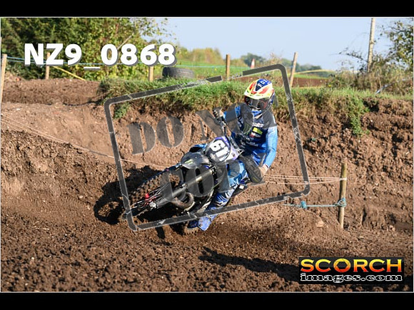 Experts-083