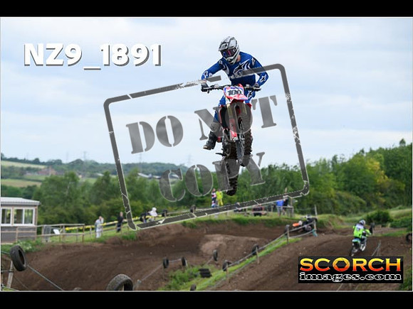 Experts-111