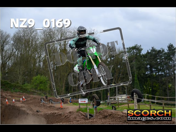 Thur25Apr-281