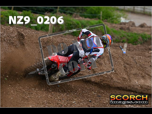 Thur25Apr-313