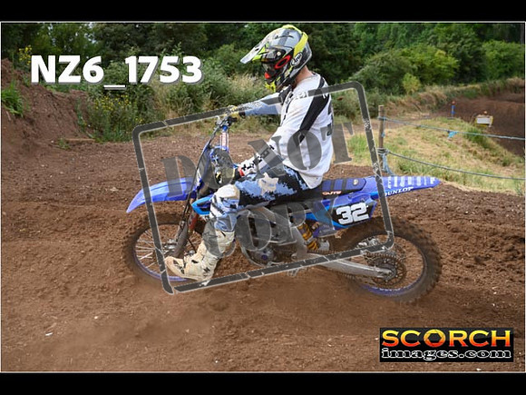 Experts-069