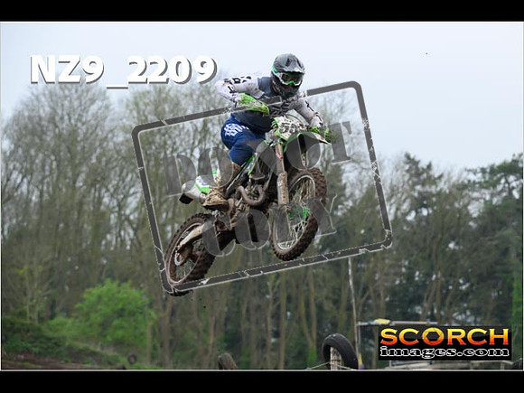 Thur 02 May-092