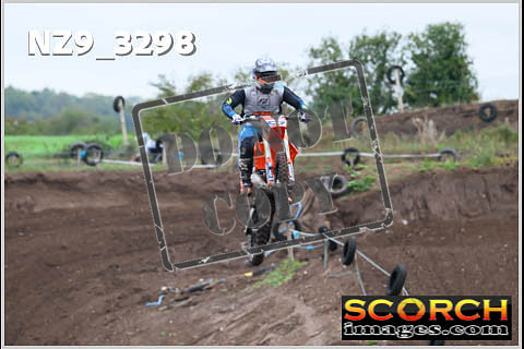 Experts-079