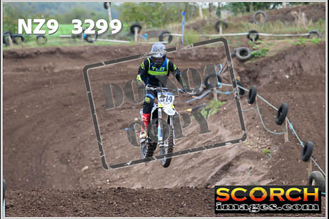 Experts-080