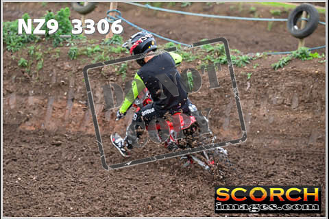 Experts-086