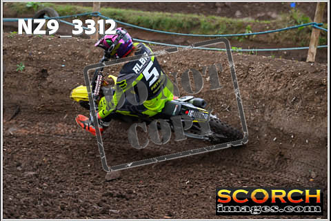 Experts-092
