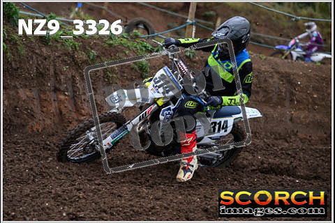 Experts-105