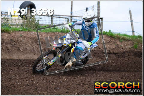 Experts-138