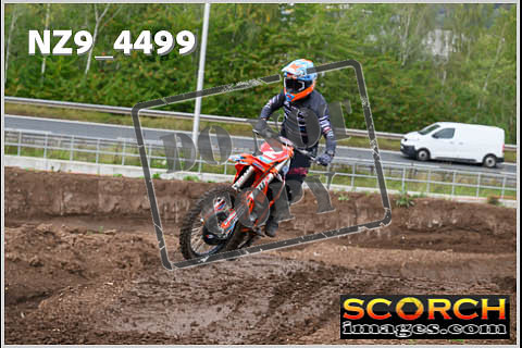 Apex 04-Oct-033