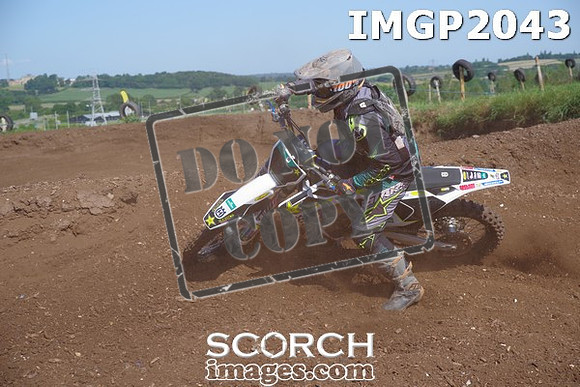 IMGP2043
