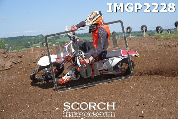 IMGP2228
