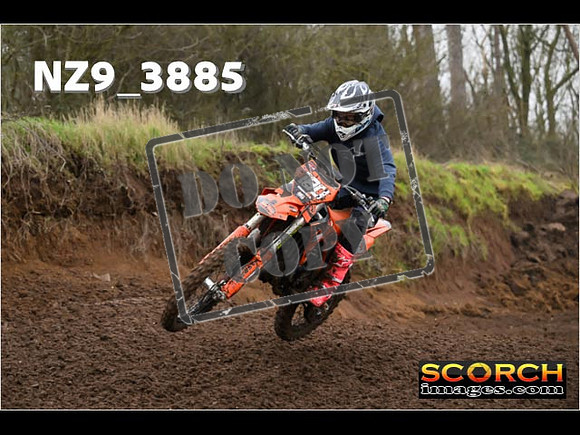 Experts-080